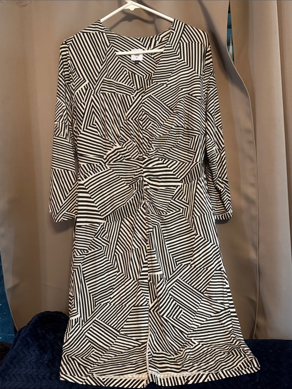 CAbi M Dark Brown/Bone Stripe 3/4 Sleeve Manhattan Stretchy V-Neck Dress